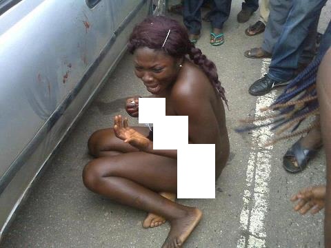 Thief Woman Striped Naked in Public | Girls River Bathing - Gadis Mandi di Kali